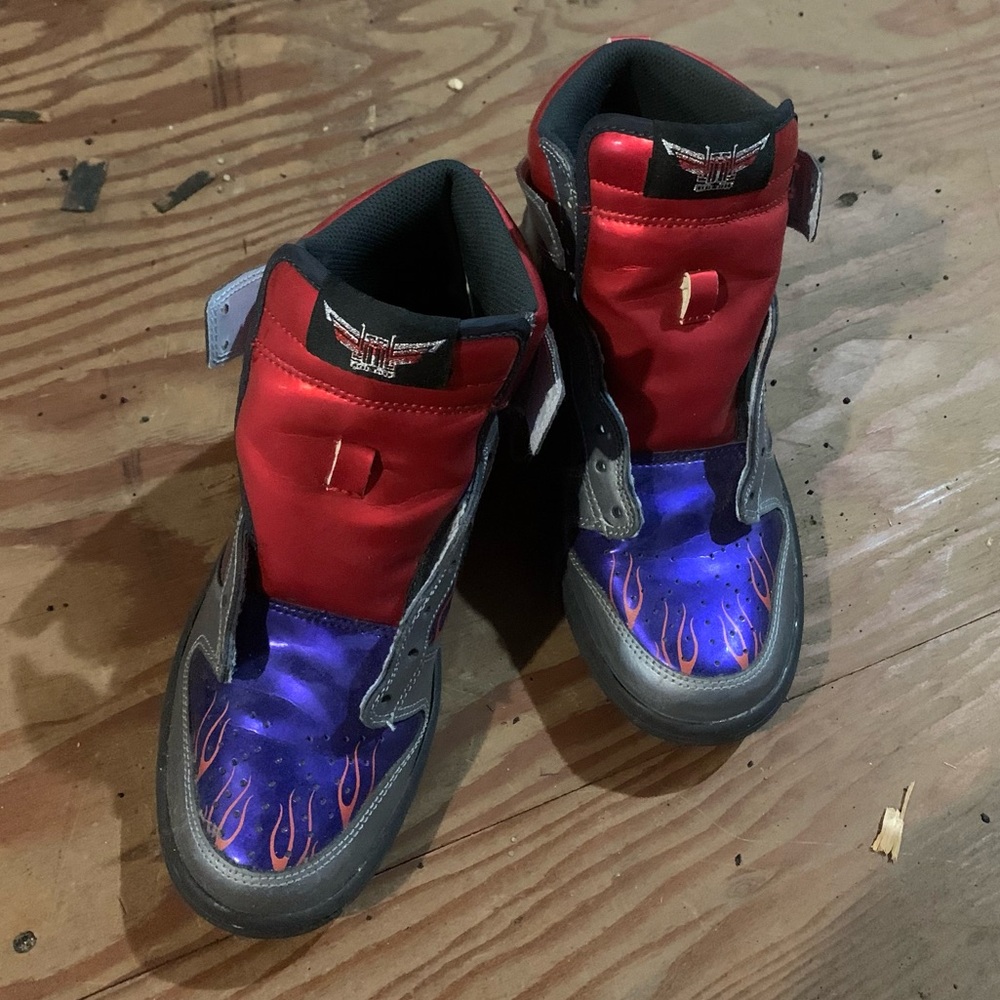 Rare Nike Shoes - Picture 3 of 5